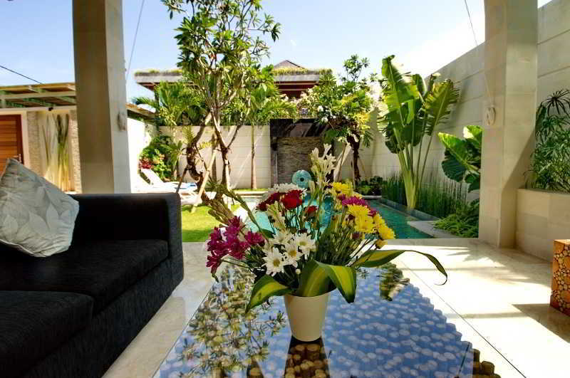 Villa Lumut 3 Bedrooms Central Seminyak المظهر الخارجي الصورة