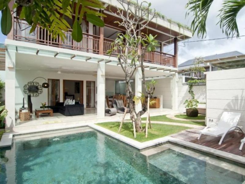 Villa Lumut 3 Bedrooms Central Seminyak المظهر الخارجي الصورة